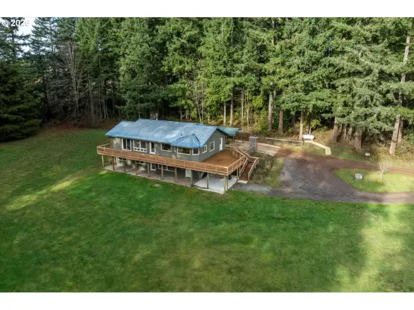 18084 S Red Hereford Ln, Beavercreek, OR 97004