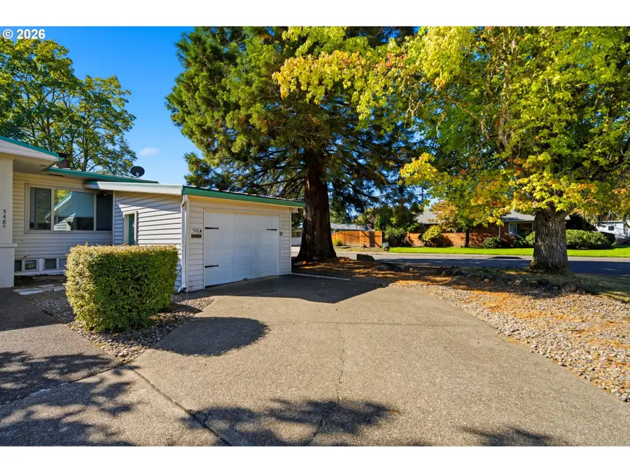 548 NW 18th St, McMinnville, OR 97128 - #3