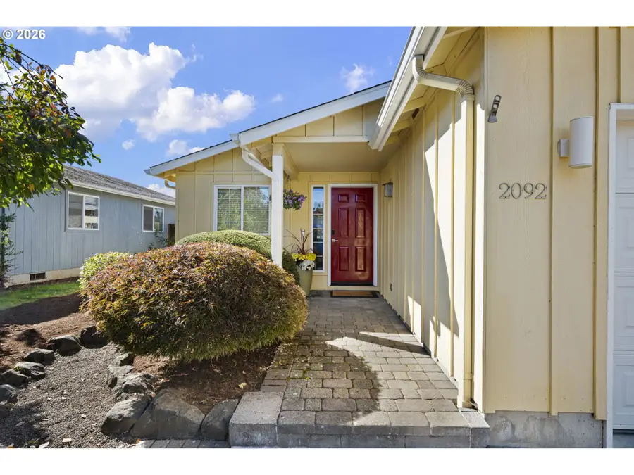 2092 Four Oak Grange Rd, Eugene, OR 97405 - #3
