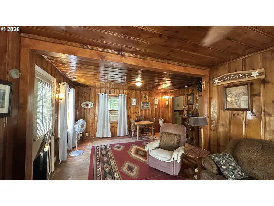 910 Willow St, Spray, OR 97874 - #3