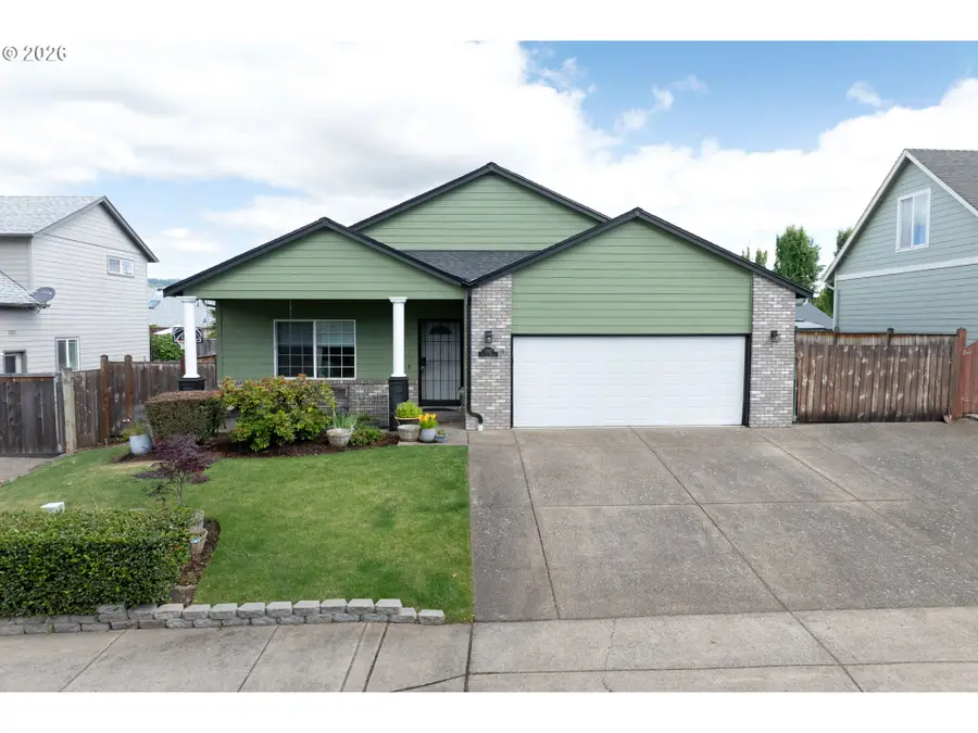 3392 Falcon Dr, Springfield, OR 97477 - #3