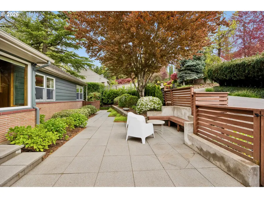 3185 SW 72nd Ave, Portland, OR 97225 - #3