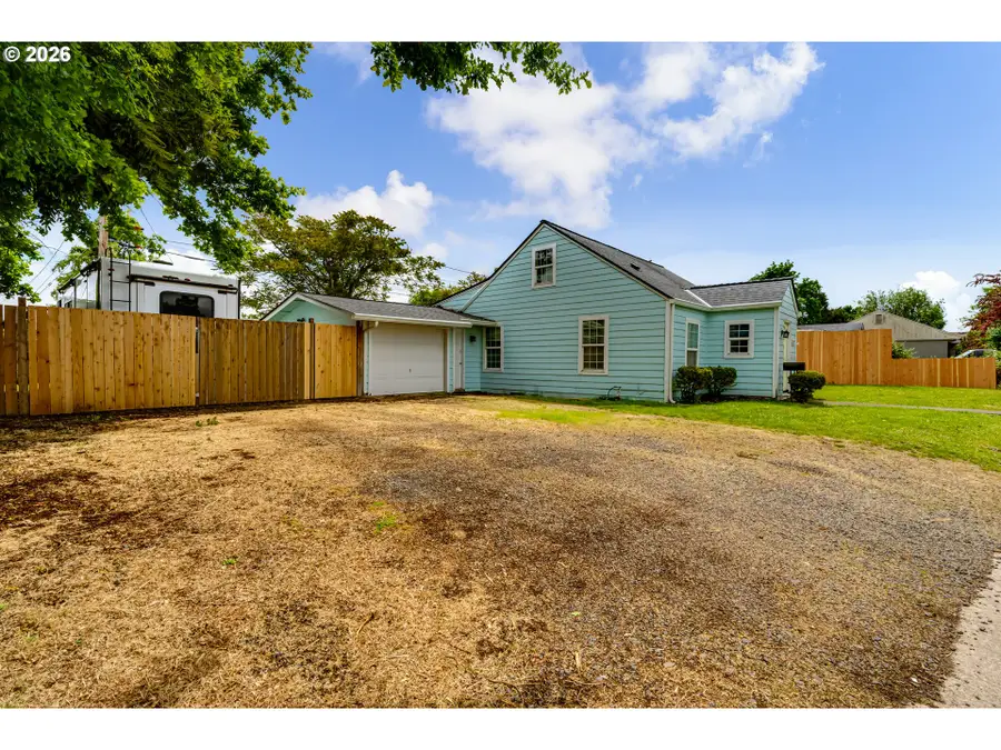 525 21st St, Springfield, OR 97477 - #3