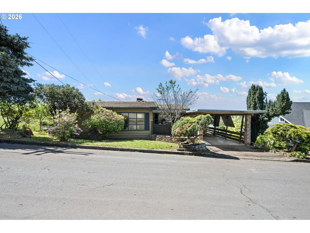 526 S 3rd St, Springfield, OR 97477 - #1