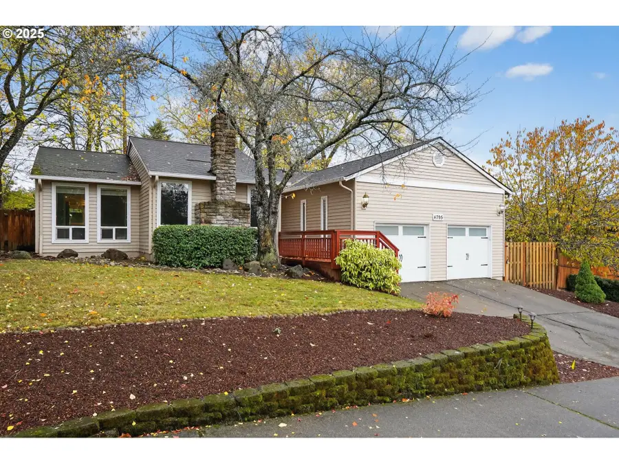 4795 NW Kahneeta Dr, Portland, OR 97229 - Image #2