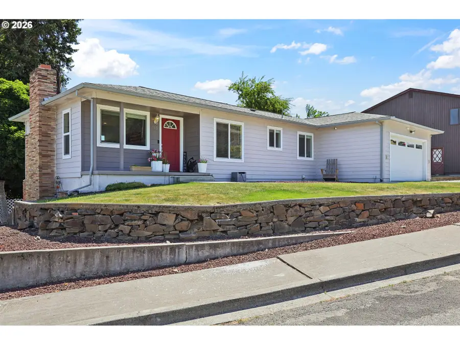 705 E 21st Pl, The Dalles, OR 97058 - #2