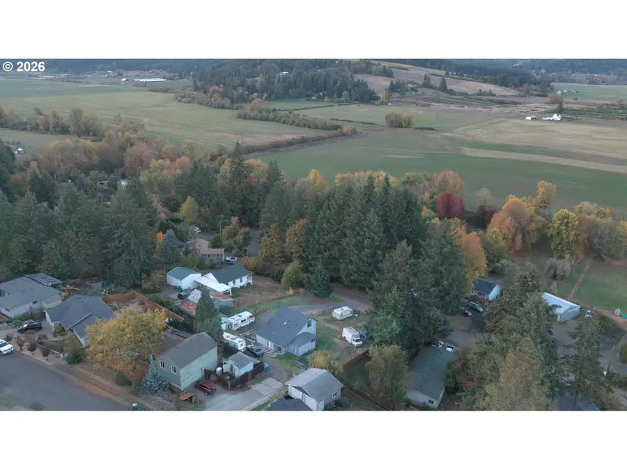 406 Church St, Gaston, OR 97119 - #2