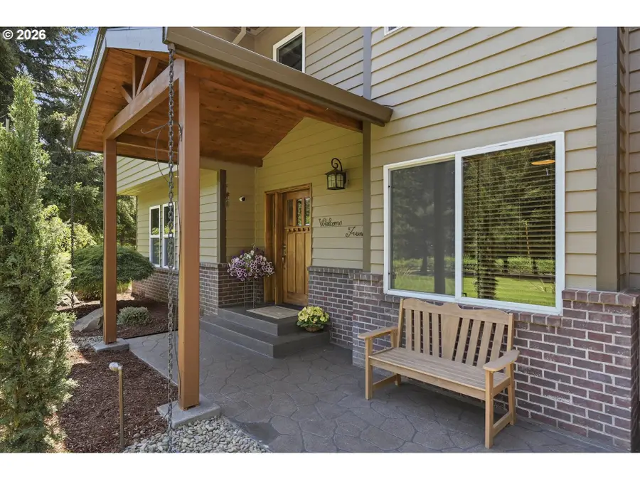 25699 S Springwater Rd, Estacada, OR 97023 - #2