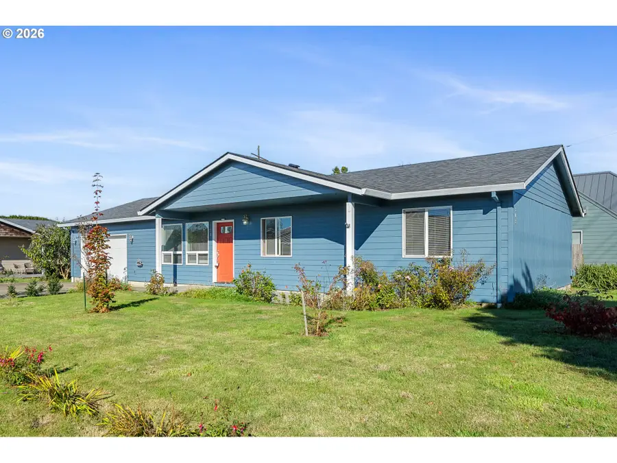 508 Evergreen Dr, Tillamook, OR 97141 - #2