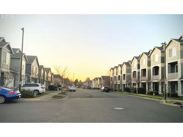 17446 SW October Ct, Beaverton, OR 97003