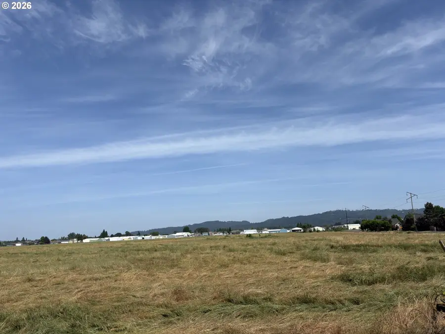 8575 Hoffman Rd, Independence, OR 97351 - #3