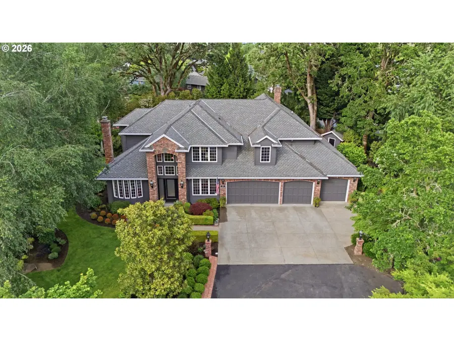 847 NE Rogahn St, Hillsboro, OR 97124 - #2