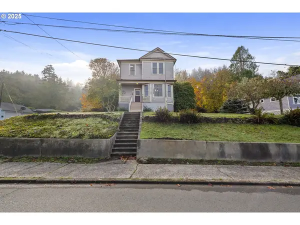 3393 Harrison Ave, Astoria, OR 97103