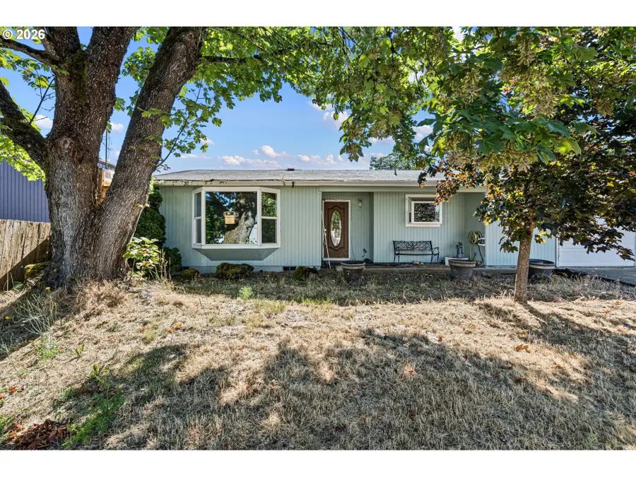 50 S 16th St, Cottage Grove, OR 97424 - #2