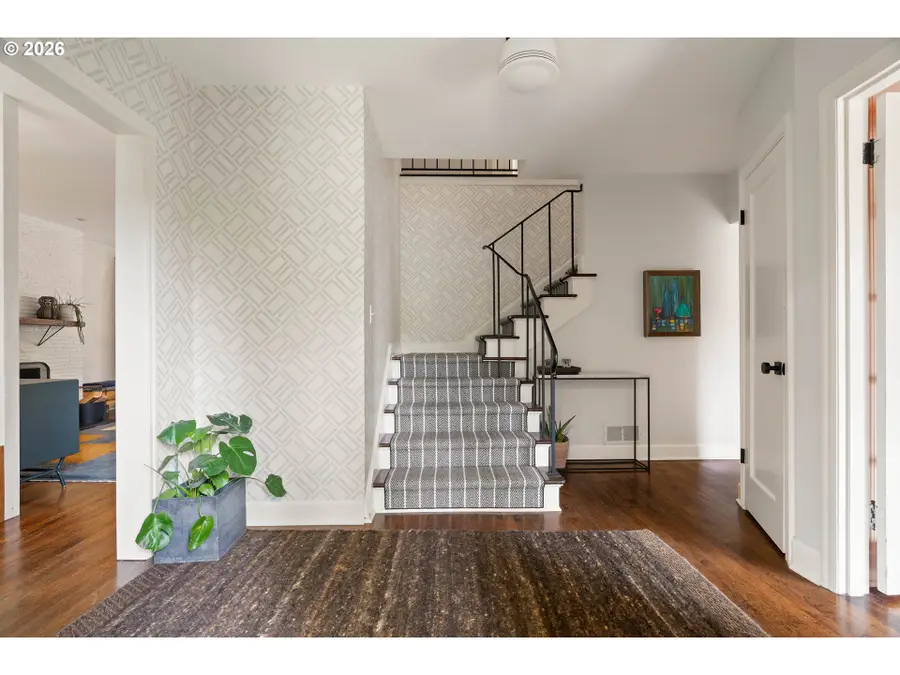 3570 SW Council Crest Dr, Portland, OR 97239 - #3