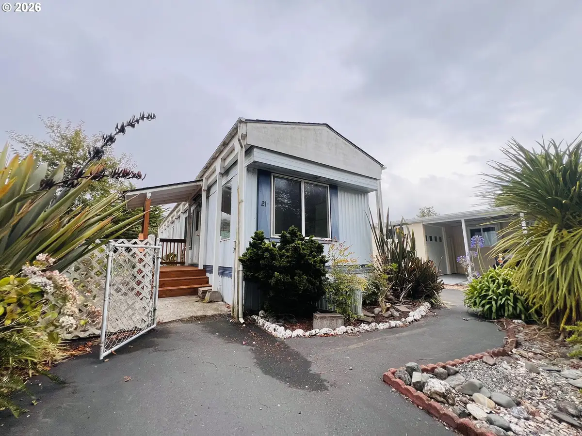 15505 Oceanview Dr #21, Brookings, OR 97415 - #1