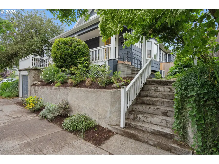 2345 SE Clinton St, Portland, OR 97202 - #2