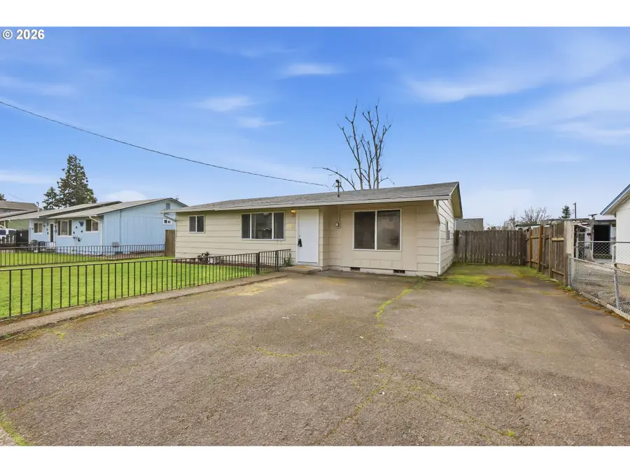 266 40th St, Springfield, OR 97478 - #2