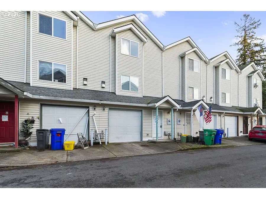 2330 SE Lee Ln, Portland, OR 97233 - #2