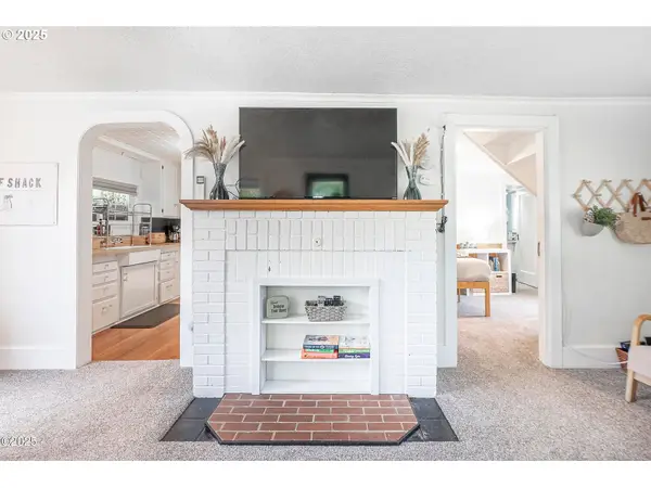 1540 NW 20th St, LincolnCity, OR 97367