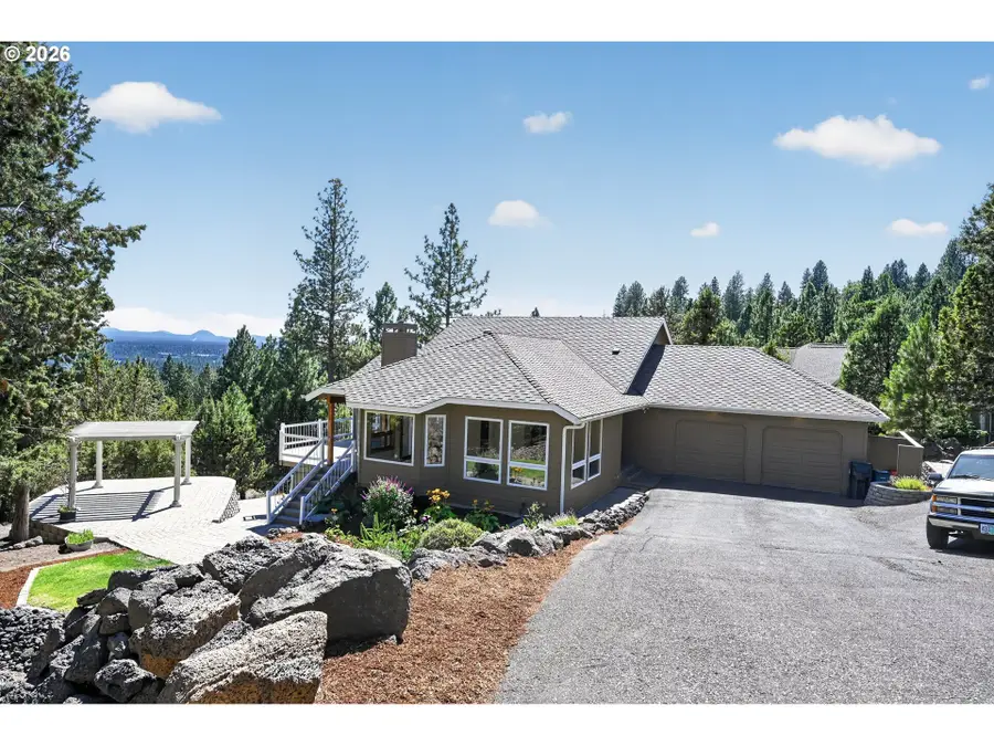 1573 NW City View Dr, Bend, OR 97703 - #2