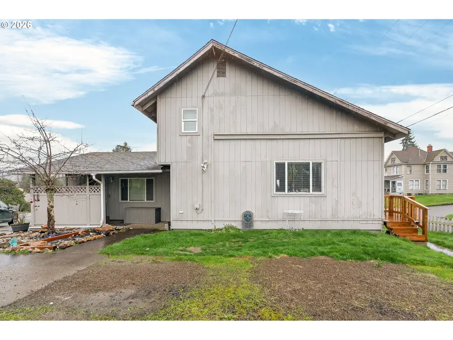 410 SW Mill St, Sheridan, OR 97378 - #2