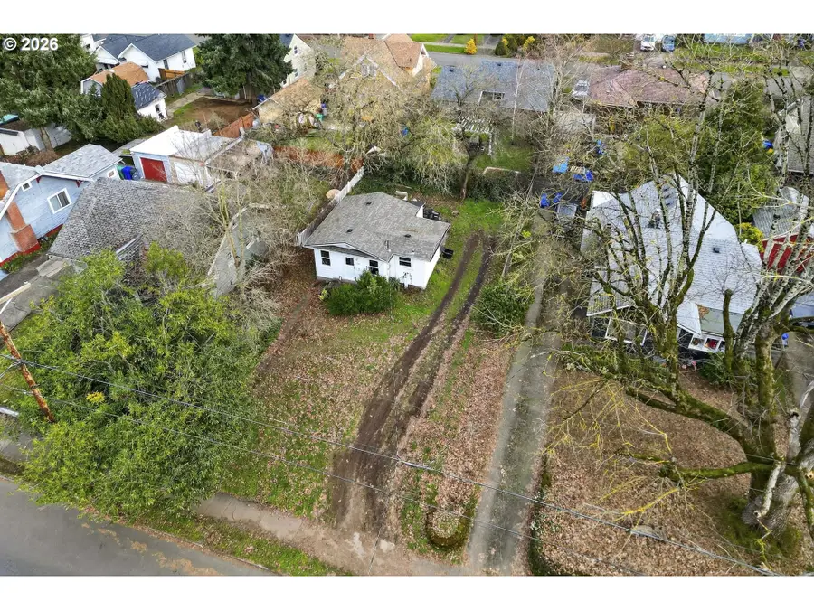 7046 N Greeley Ave, Portland, OR 97217 - Image #2