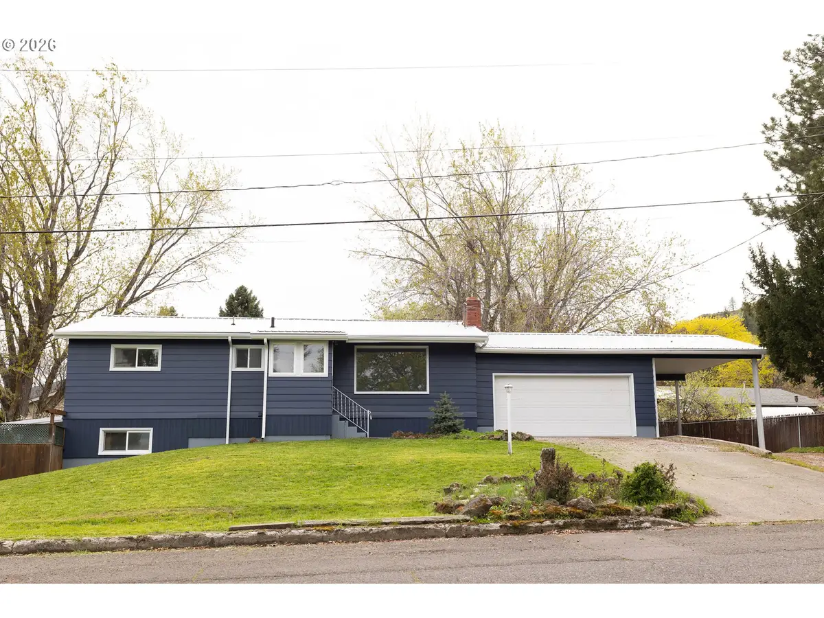 410 F Ave, La Grande, OR 97850 - #1