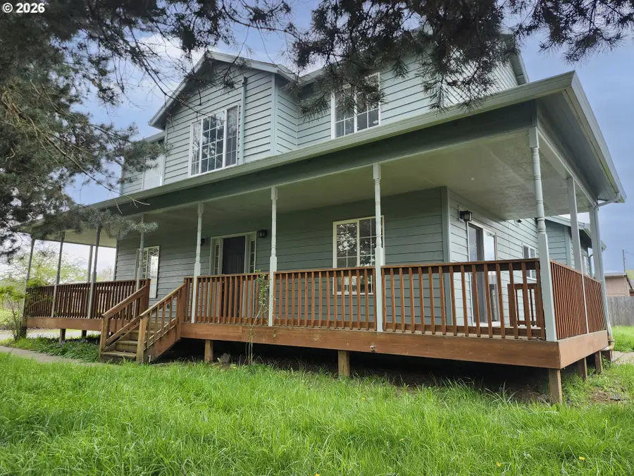 835 S Wynooski St, Newberg, OR 97132 - #2
