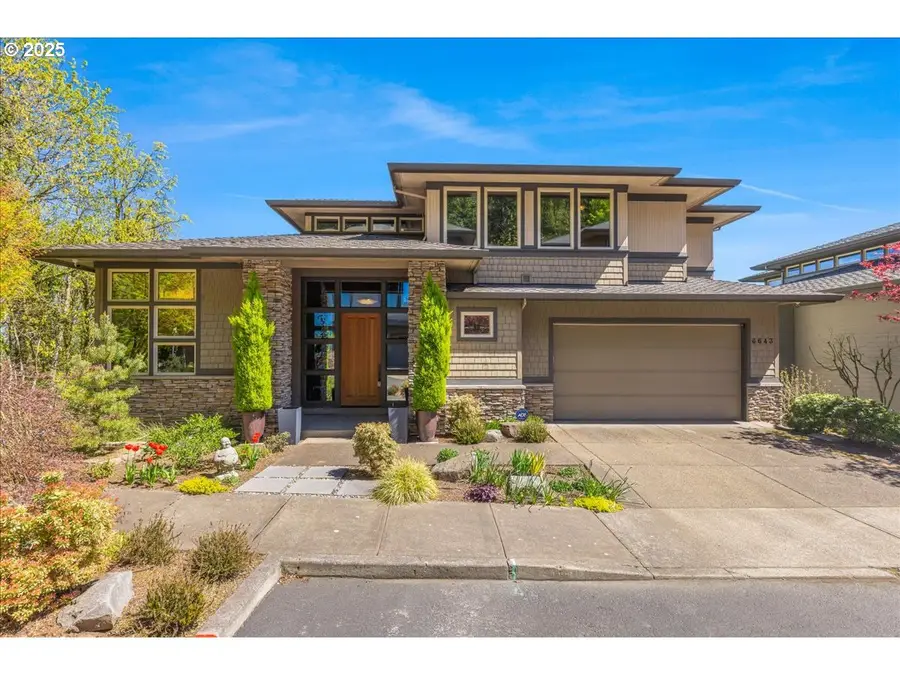 6643 NW Meridian Ridge Dr, Portland, OR 97210 - Image #2