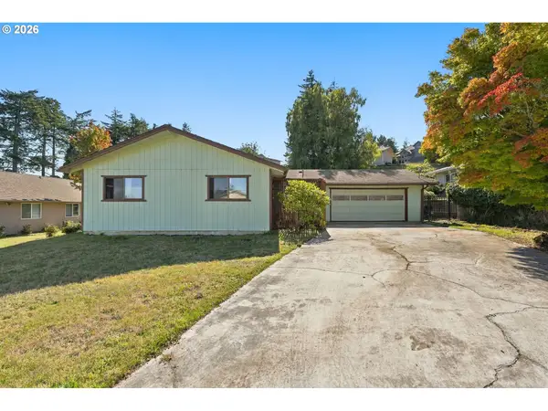 2273 Virginia Ave, NorthBend, OR 97459