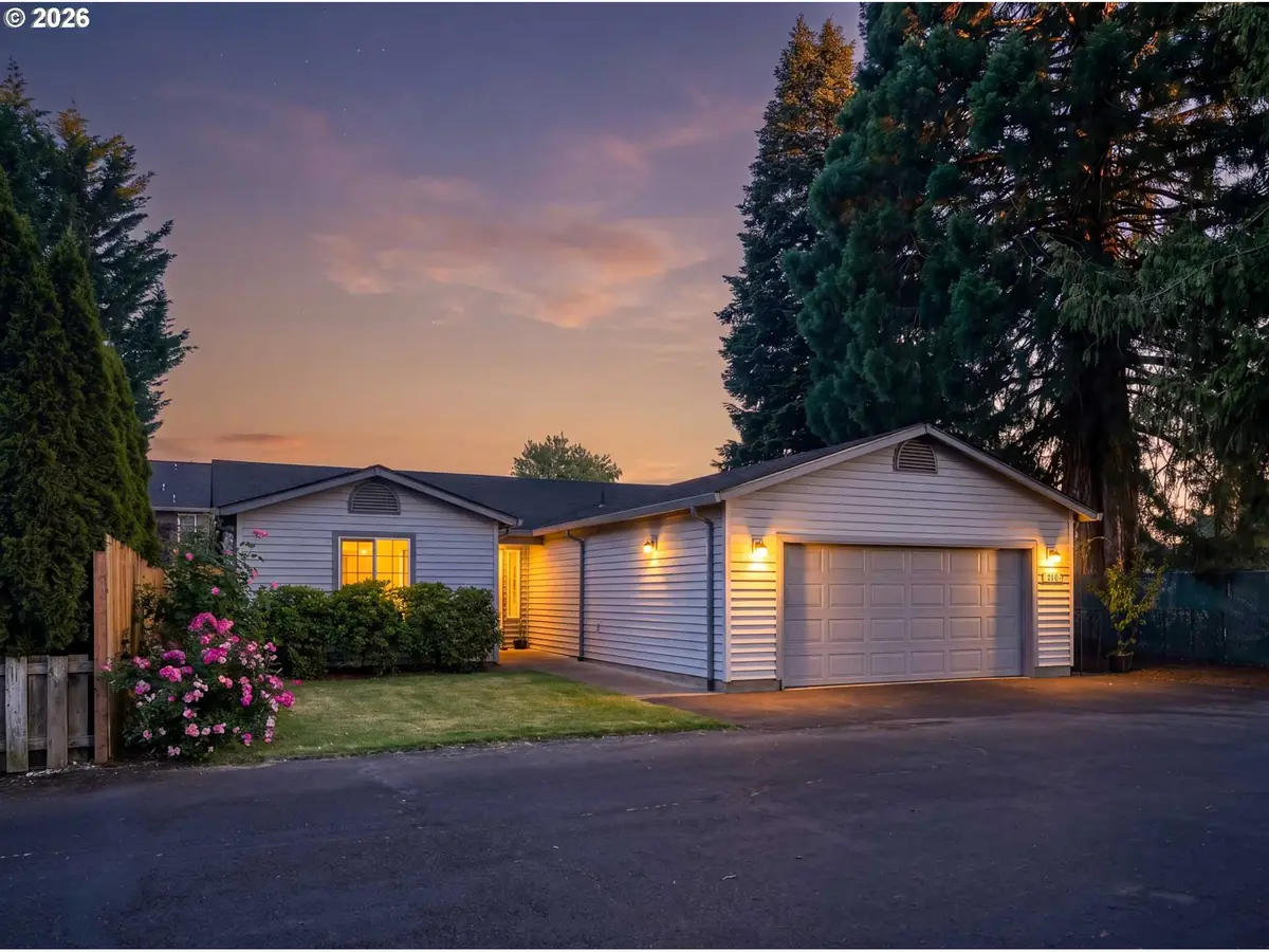 520 E Melody Ln, Newberg, OR 97132 - #1