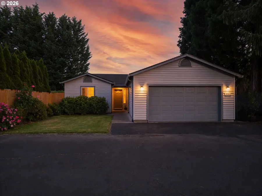 520 E Melody Ln, Newberg, OR 97132 - #3
