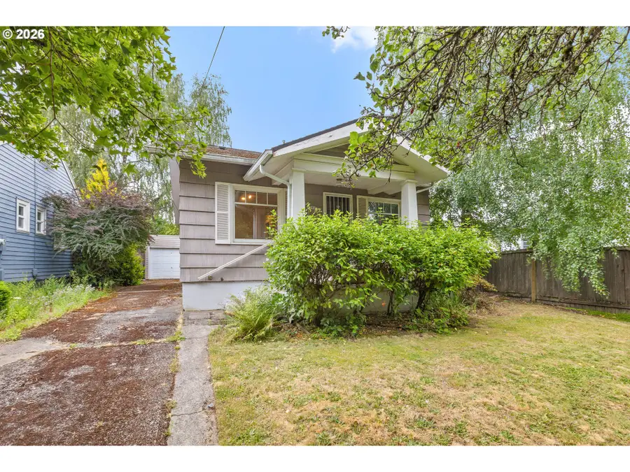3560 NE Stanton St, Portland, OR 97212 - #2