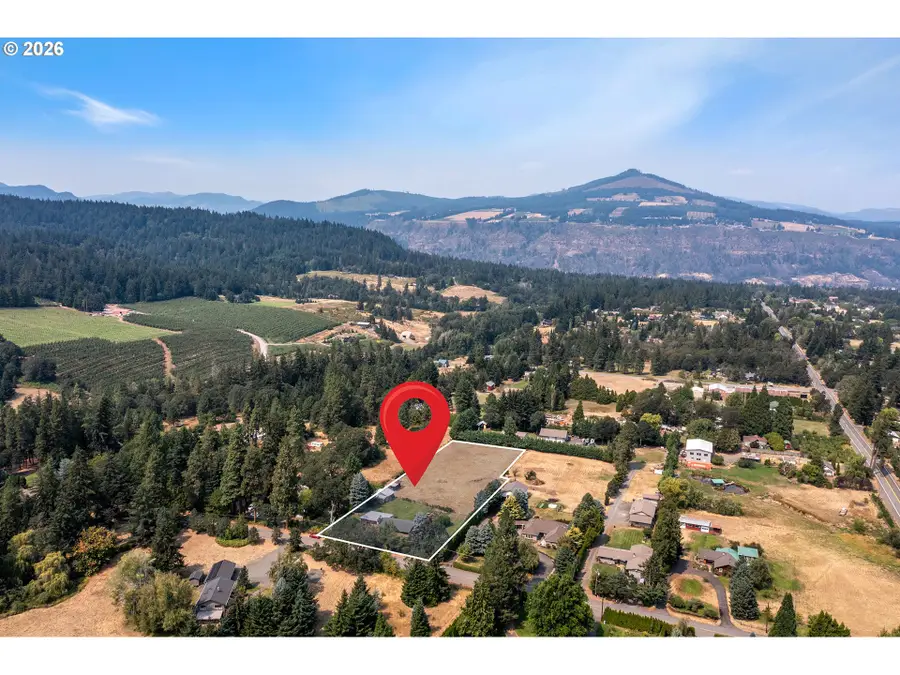 4460 Riordan Hill Dr, Hoodriver, OR 97031 - #3