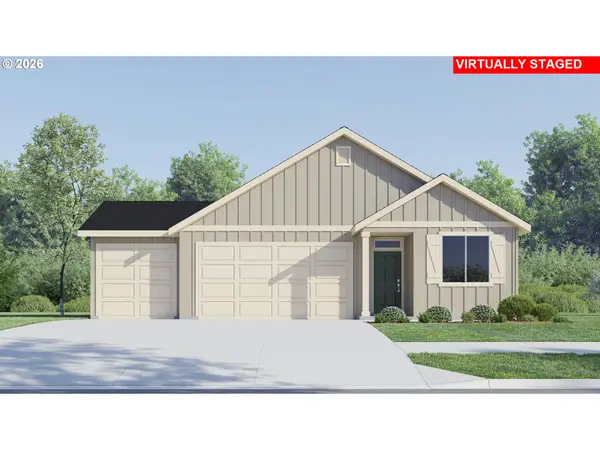 1074 Clemson St, Woodburn, OR 97071