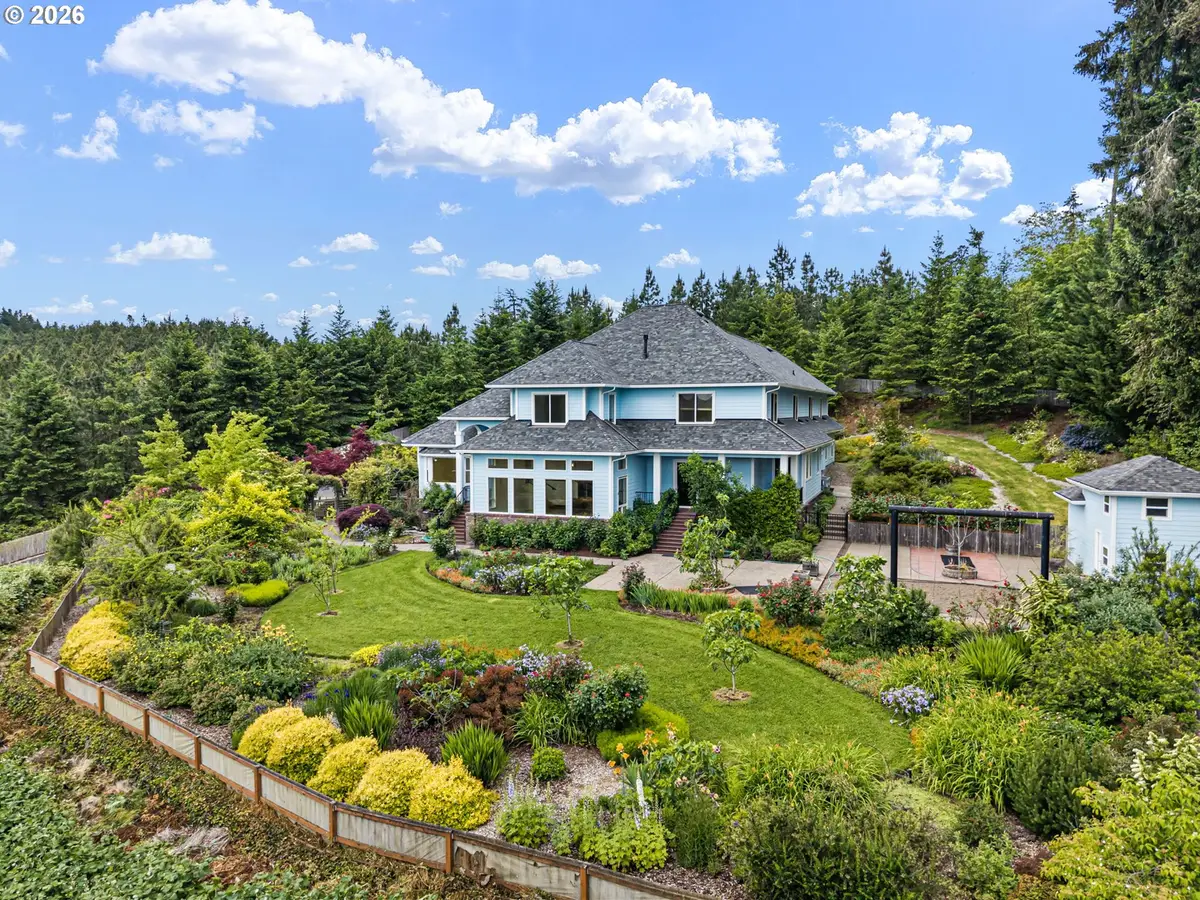 34394 Deerwood Dr, Eugene, OR 97405 - #1