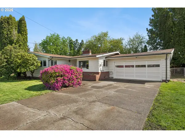 584 SE 12th Ave, Hillsboro, OR 97123
