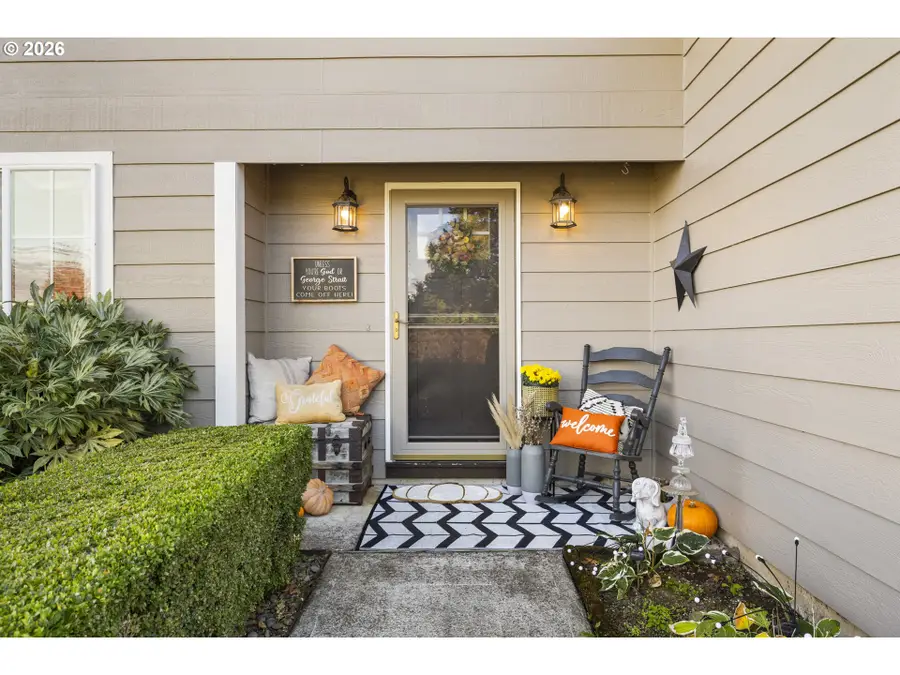 165 SW 9th Ave, Canby, OR 97013 - #3