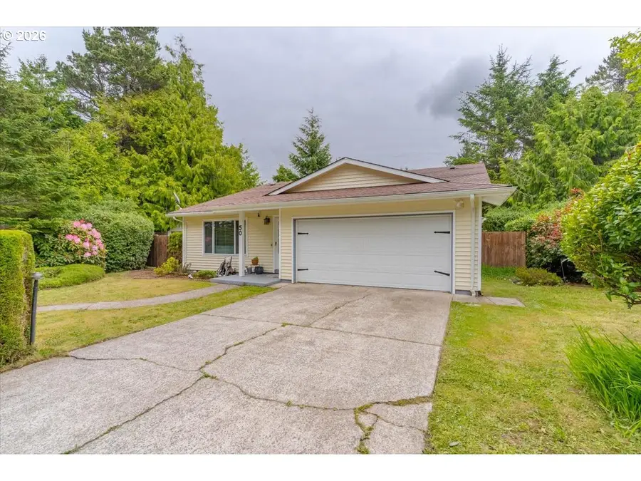 50 Ridge Pl, Lincoln Beach, OR 97341 - #2