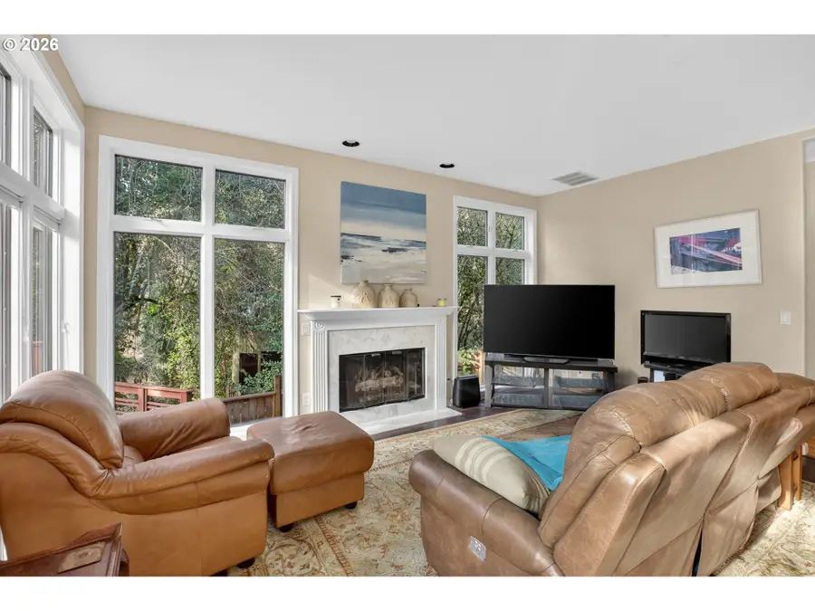 14595 Sherbrook Pl, Lake Oswego, OR 97035 - Image #3
