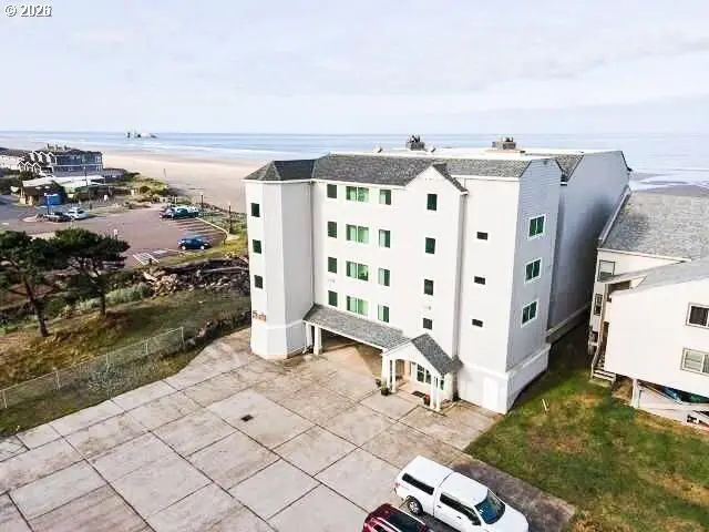 115 N Miller St, Rockaway Beach, OR 97136 - #2