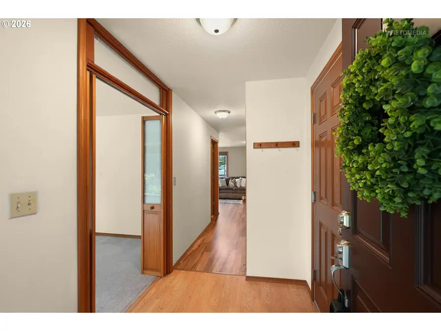 462 NE 24th Ave, Hillsboro, OR 97124 - #3