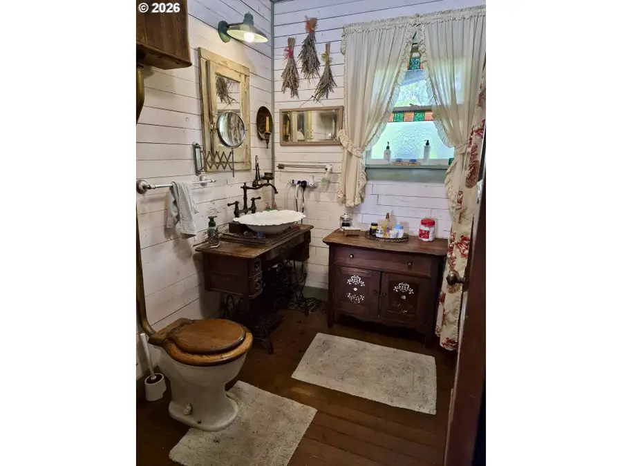 8805 Highway 47, Carlton, OR 97111 - #2