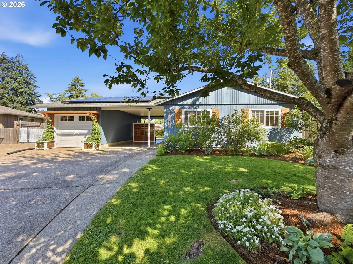 1040 Martha Ct, Eugene, OR 97401 - #1
