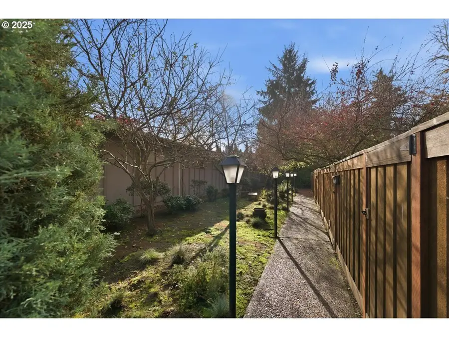 12125 SW 14th St, Beaverton, OR 97005 - Image #3