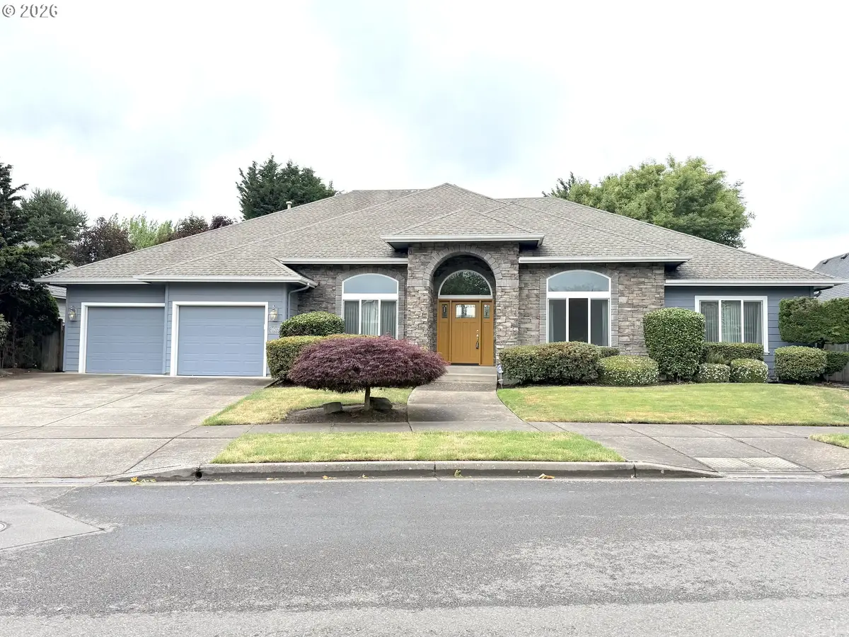 2602 Cumberland Dr, Eugene, OR 97408 - #1