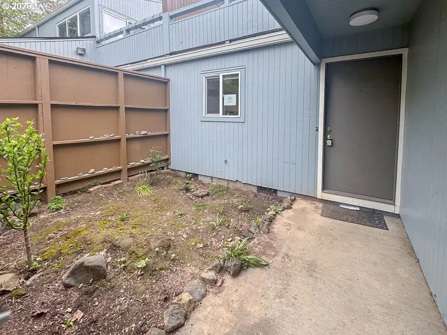 1572 NW Tanasbrook Ct, Beaverton, OR 97006 - #2