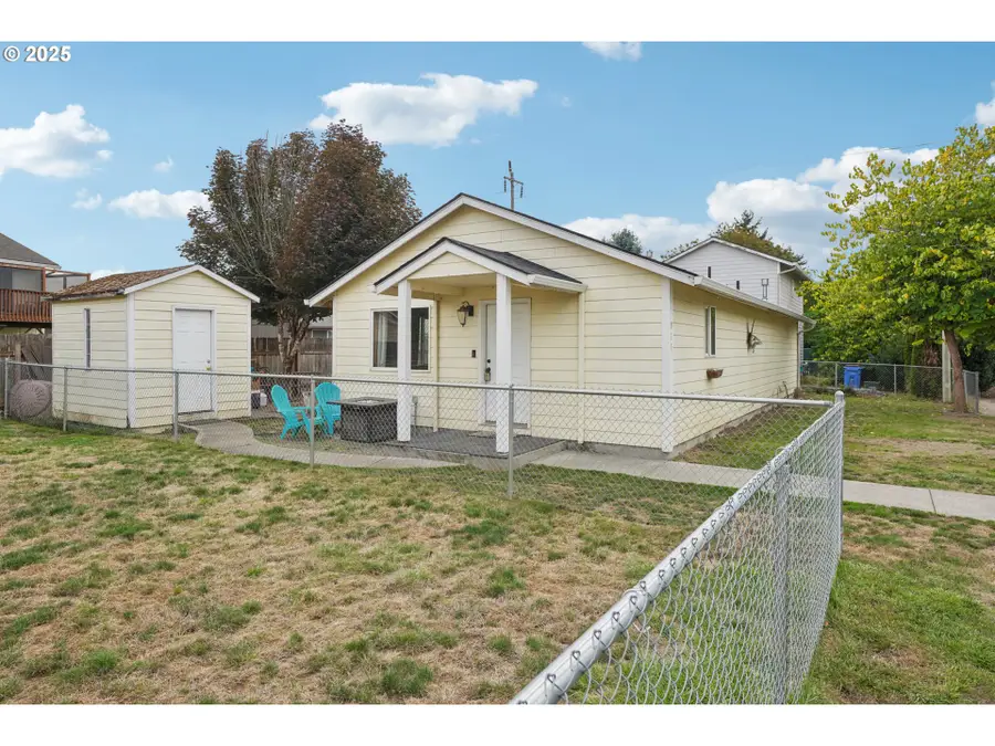 911 NE Tenney Rd, Vancouver, WA 98685 - Image #2