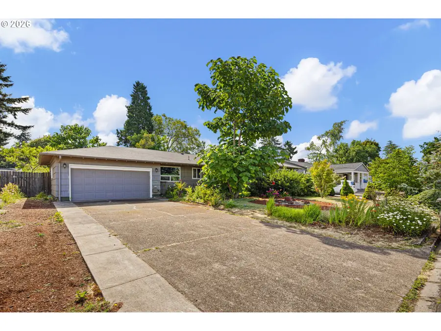 667 Archie St, Eugene, OR 97402 - #2